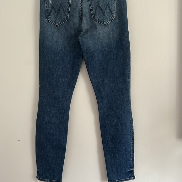 MOTHER Denim High Waisted Looker Ankle Chew - Picture 8 of 8